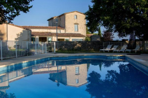 Hotels in Pompignan